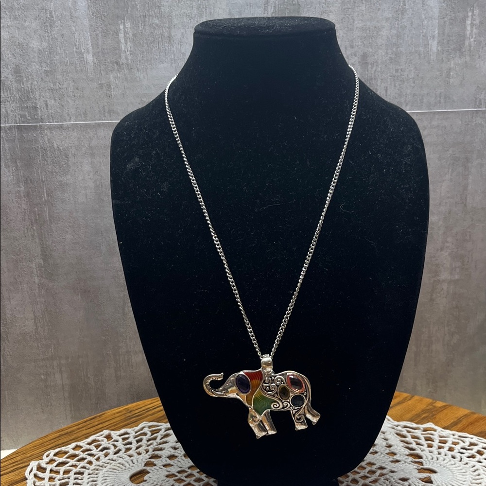 Adorable elephant necklace